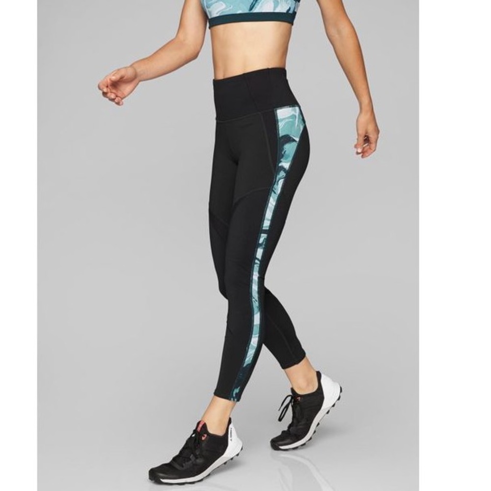 Athleta Full-Length XS Leggings Black/Blue Marble
